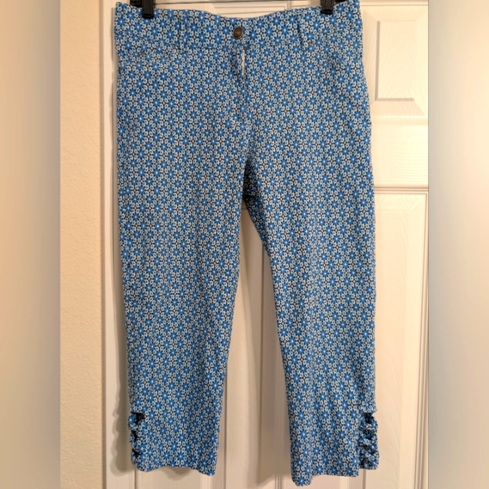 Verve Blues Patterned Capri Cropped Pants With 3 Open Decorative Bows• Size 12💠